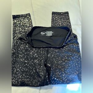 ZYIA Leggings